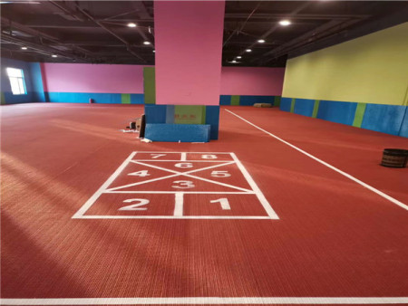 预制型塑胶跑道