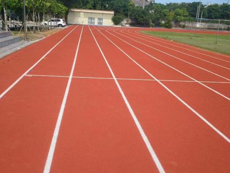 透气型塑胶跑道