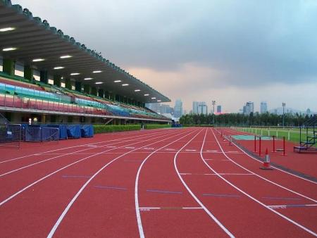 透气型塑胶跑道